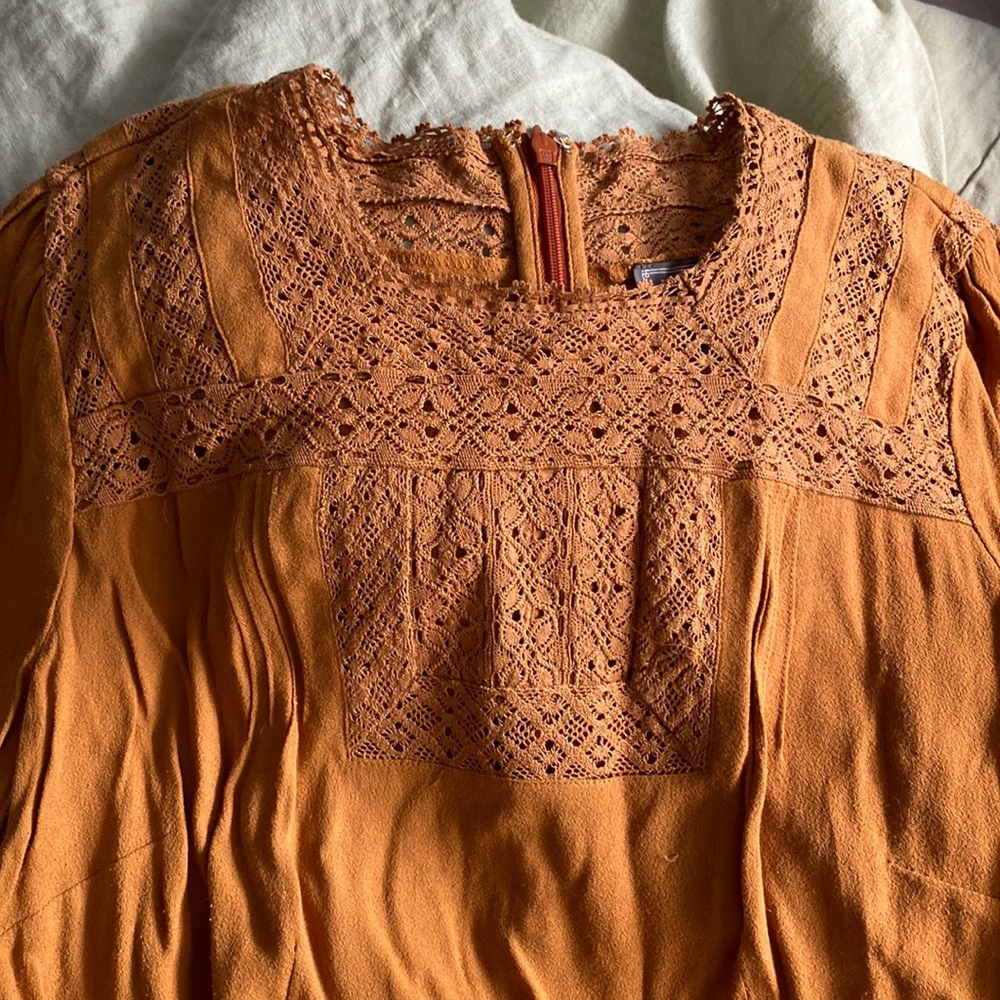 J.Crew Point Sur Lace Embroidery Boho Top size 4